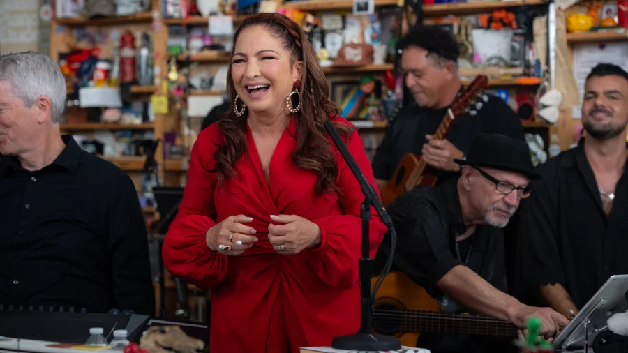 Gloria Estefan estrena nuevo Tiny Desk